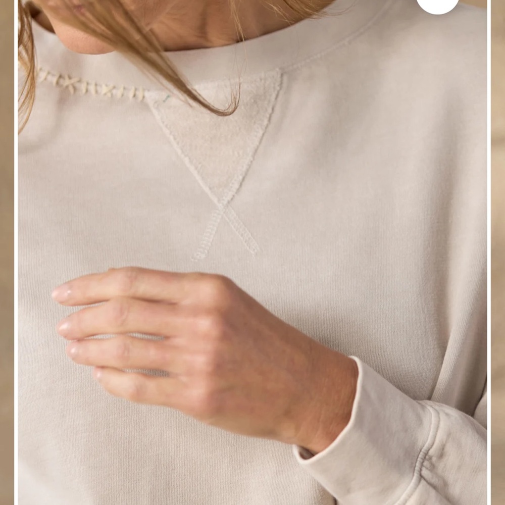 Sundance Day Dreamer Lounge Top | Cozy Normcore Sweatshirt | Loungewear | Small - Picture 2 of 8
